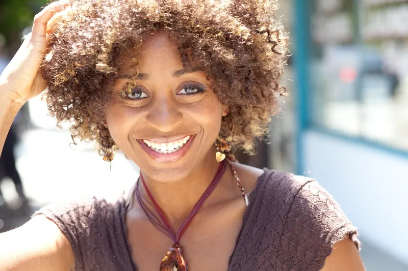 Sophia Thomas headshot